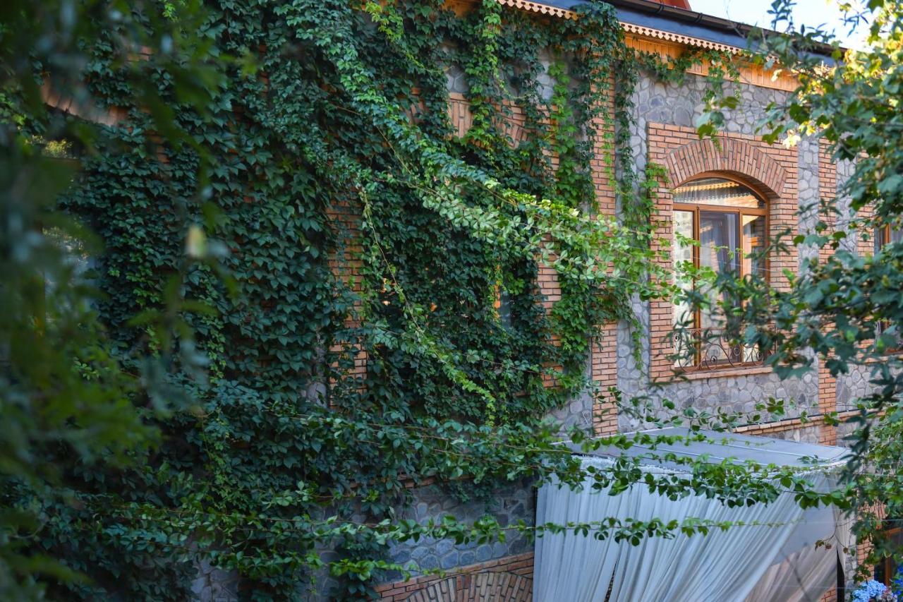 Old Town Sheki Exterior foto
