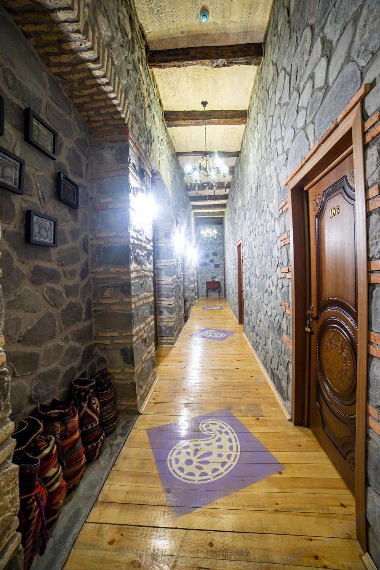 Old Town Sheki Exterior foto